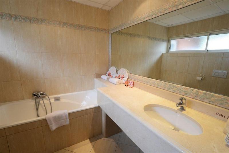 Calvi Hotel Экстерьер фото