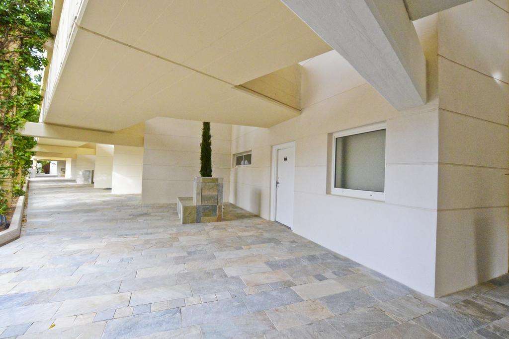 Calvi Hotel Экстерьер фото